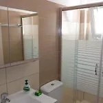 Apartament Bright & Comfy Near The *