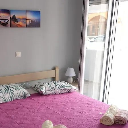 Bright & Comfy Near The