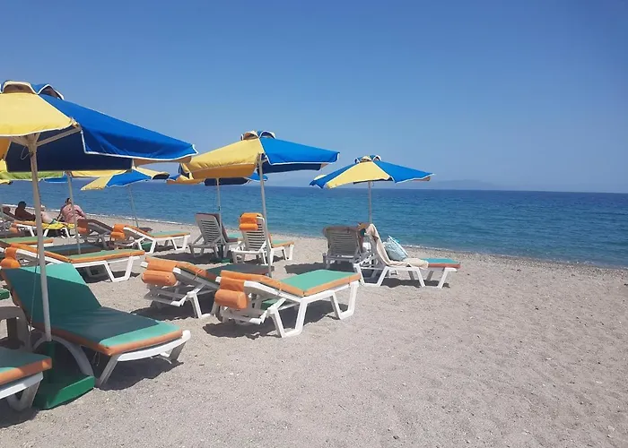 Bright & Comfy Near The *