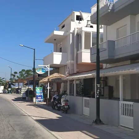 Bright & Comfy Near The Appartement Kos-stad